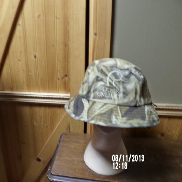 Vtg Ducks Unlimited OSFA bucket hunting goretex hat with earflaps camo - Picture 1 of 7